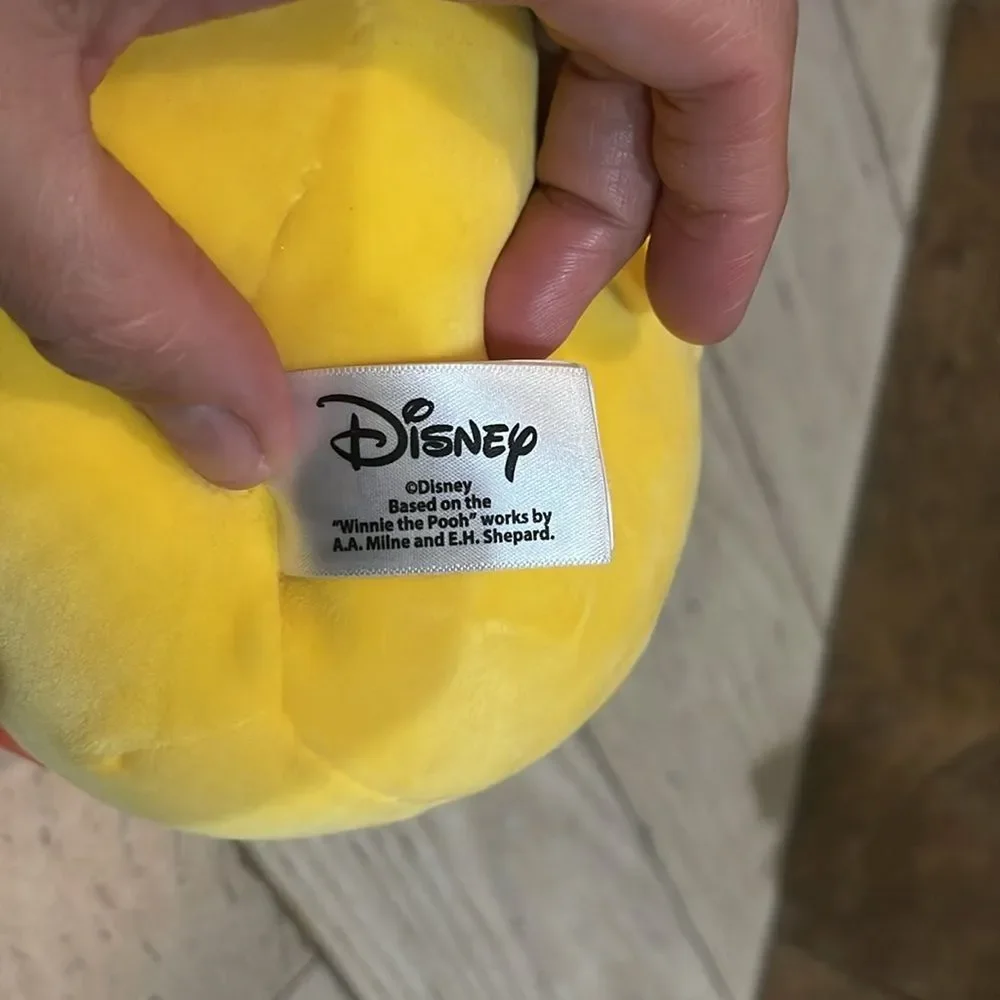 Squishmallow Disney Winnie the POOH 8